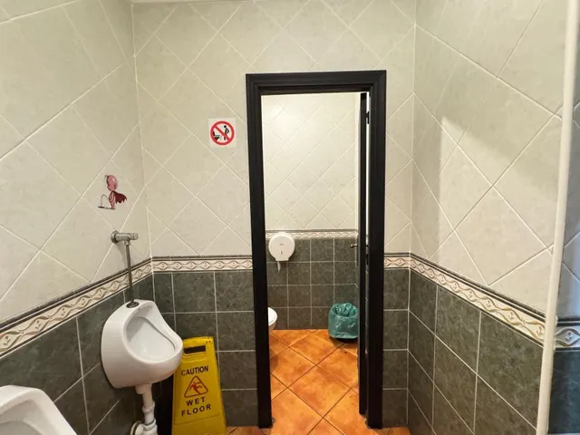 Local comercial 159m² en venta - Estacion de autobuses — 35