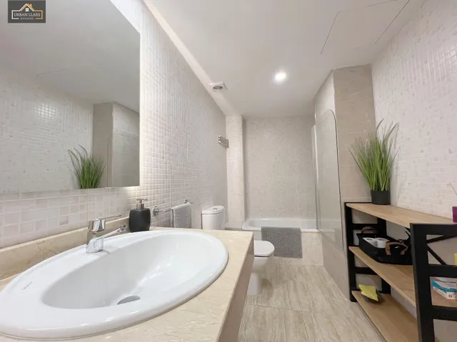 Precioso piso con licencia turística en activo — 15
