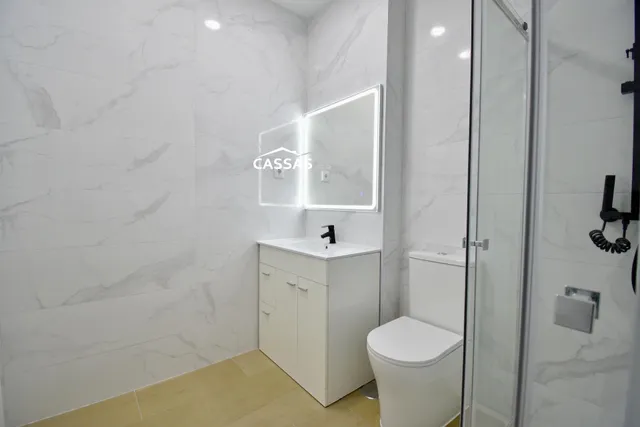 ZONA CENTRO– Planta baja Reformado a estrenar con 2 habitaciones y 2 baños. — 36