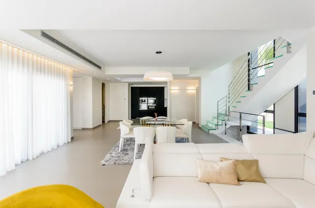VILLA CON PISCINA PRIVADA — 23