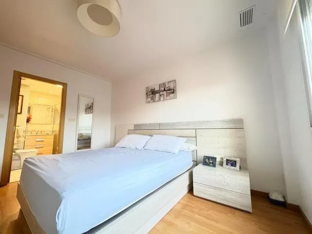 Piso 3 habitaciones en venta - Avenida libertad — 11