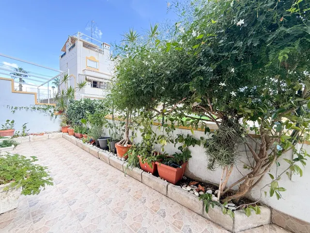 Tu casa en Santa Pola con chimenea y piscina — 34