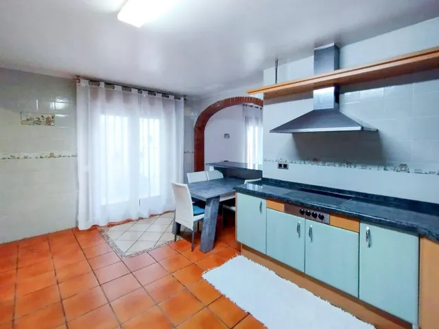 Casa de Pueblo 4 habitaciones 265m² en venta - Pueblo — 12