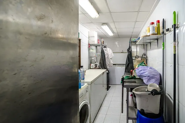 Local comercial en venta - La veleta — 17