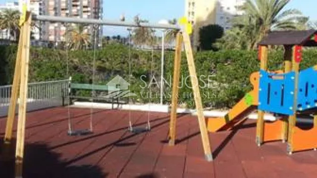 VENDE PISO EN PRIMERA LINEA DE PLAYA,SAN JUAN ,COSTA BLANCA,ESPAÑA — 34