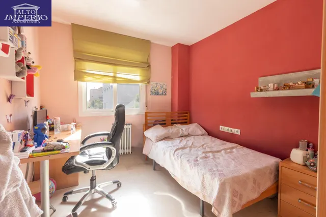 PISO VPO DE CUATRO DORMITORIOS CON GARAJE EN PADRE CLARET — 13