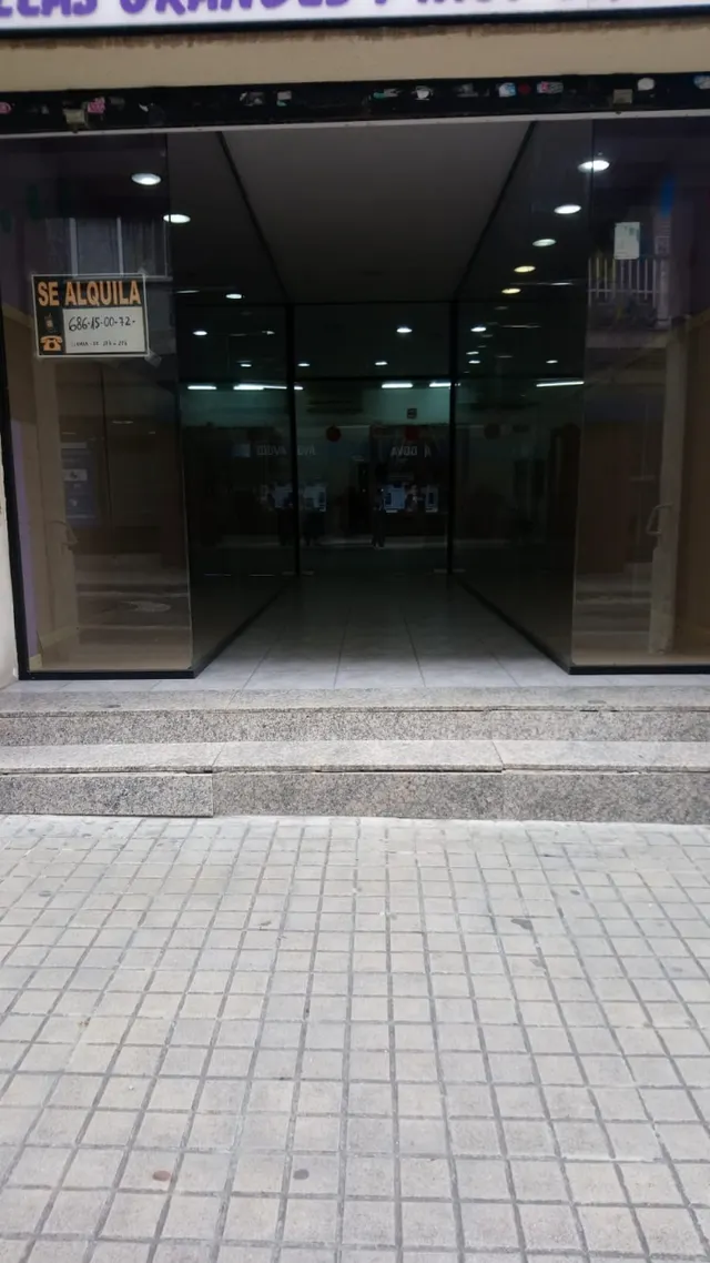 Local en Alquiler con todo el equipamiento — 14