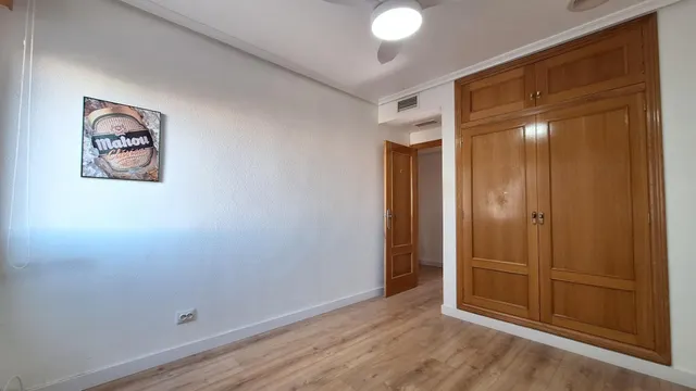 Piso de 3 dormitorios, 2 baños, plaza de garaje y trastero en la calle Azarbe del Papel — 17