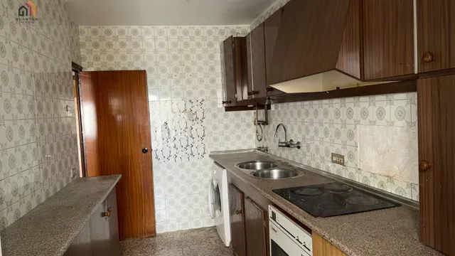 PISO EN AVENIDA AMÉRICA — 12