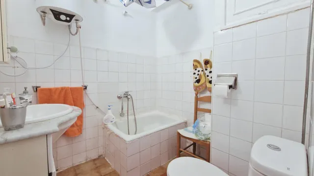 ¡TU NUEVO PROYECTO TE ESPERA EN MÁLAGA!  PISO CON TERRAZA Y MUCHÍSIMO POTENCIAL — 13