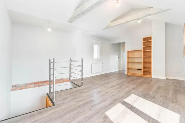 Bonita casa reformada con garaje (sin finca) en zona centro 