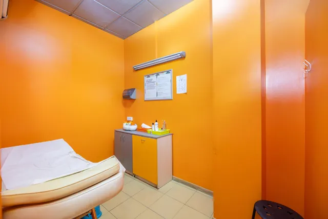 LOCAL COMERCIAL EN VENTA - ZONA PLAZA DE TOROS, GRANADA — 29