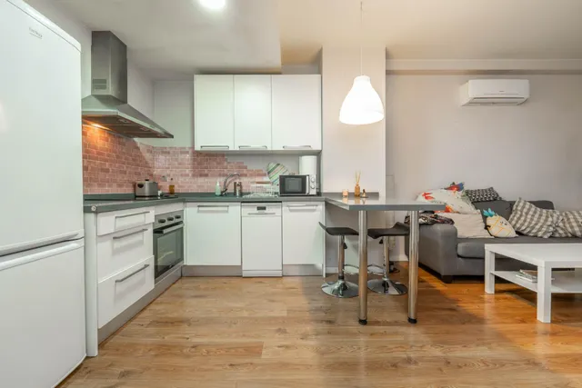 Moderno Apartamento Nuevo en el Campus de la Salud - Granada — 26