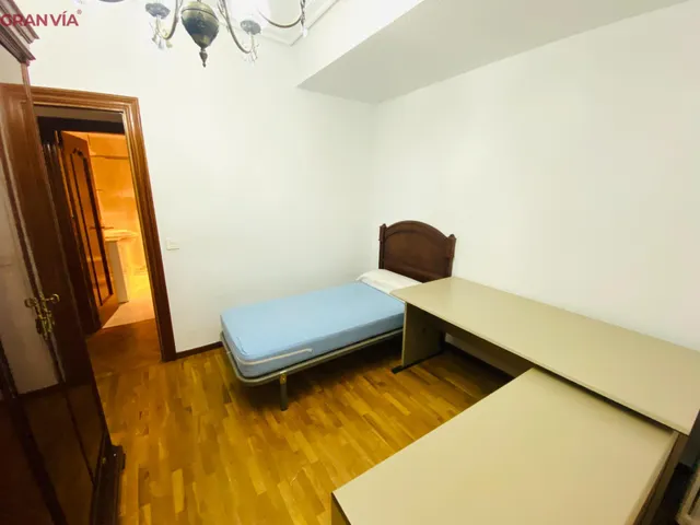 Piso en alquiler junto al Ayuntamiento — 11