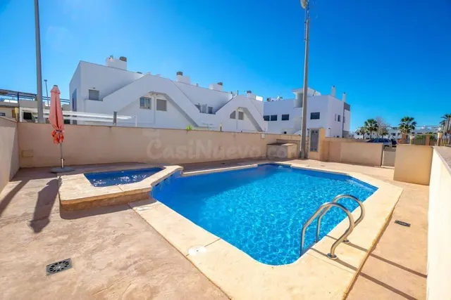 Ático 2 habitaciones 62m² en venta - Zona Pueblo