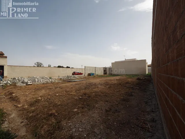 Amplio Solar en Tomelloso - Polígono 20 por solo €85,000 - foto 5