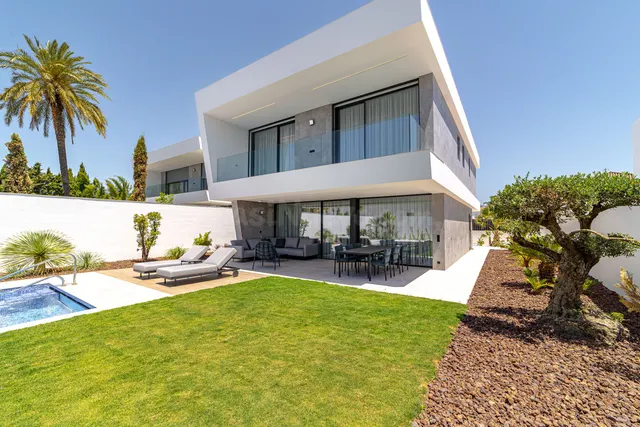 Chalet 4 habitaciones 402m² en venta - Puerto Sol-Los Almend