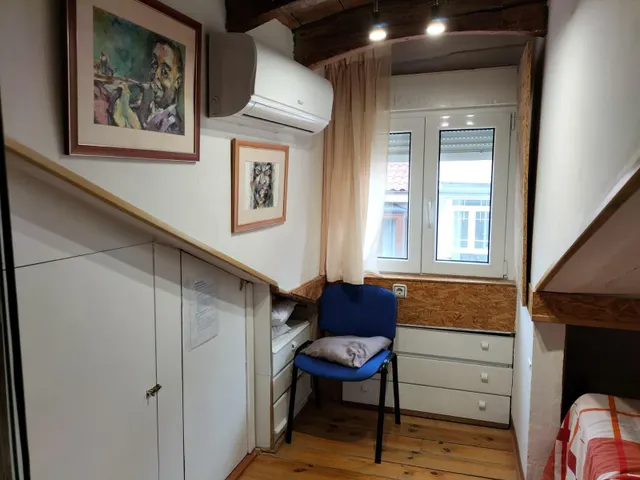 Moncasa vende inmueble en plaza mayor de Palencia — 14