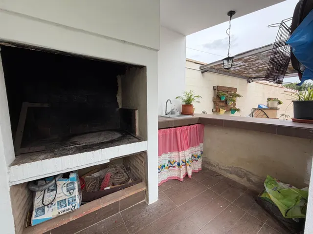 INTERESANTE CHALET EN LA POBLA DE VALLBONA — 33