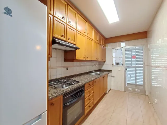 Excelente vivienda en pleno centro de la ciudad, amplitud y luminosidad asegurada ! — 8