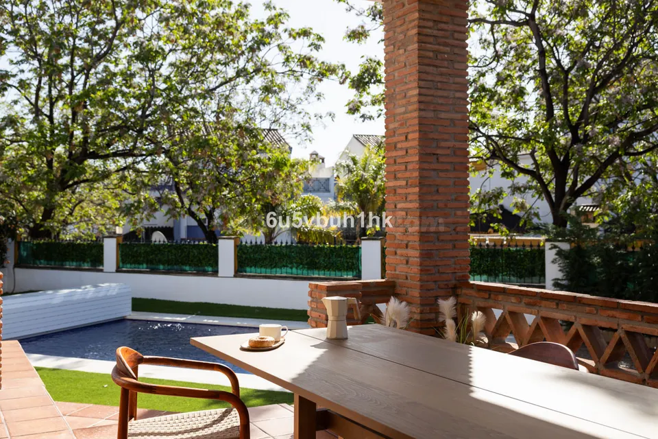 Chalet 4 habitaciones 490m² en venta - Marbella