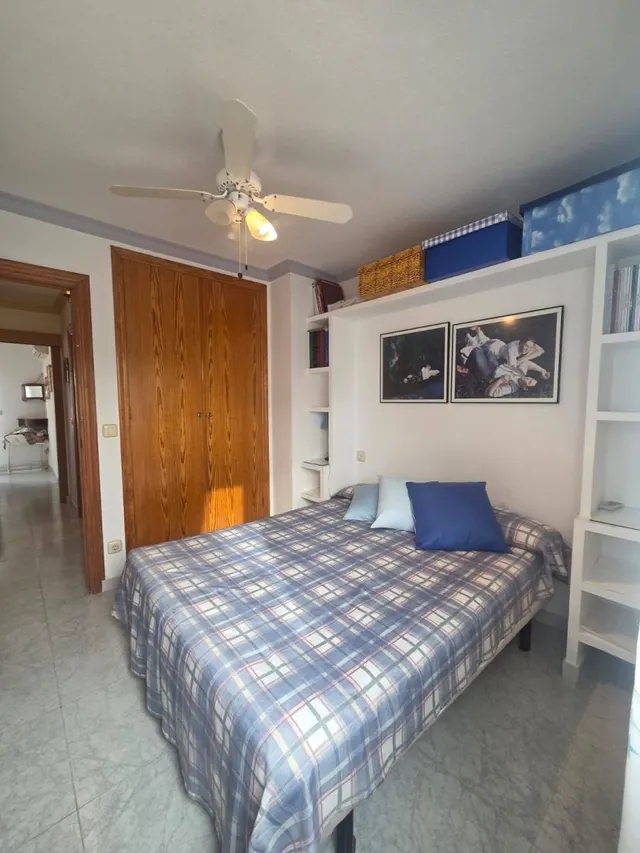 Piso de 150 m2, 4 dormitorios y garaje a un minuto de la playa — 21