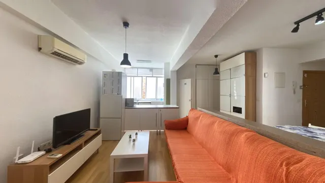 PISO DE 3 DORMITORIOS EN ALQUILER - Barrio San Antón - foto 5