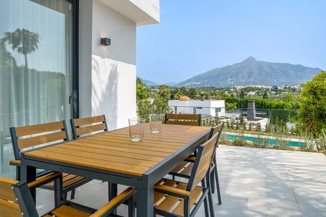 Chalet 5 habitaciones 465m² en venta - Marbella - foto 2
