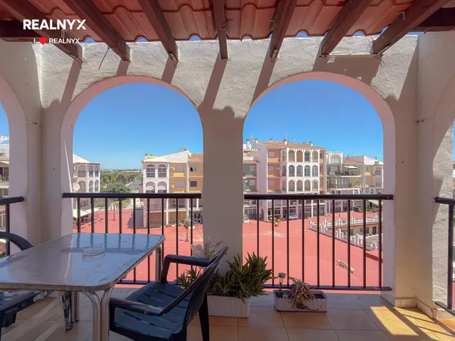 La Veleta! Exclusivo ático reformado con encanto + Amplia terraza con vistas maravillosas al mar (200 m de la playa) — 14