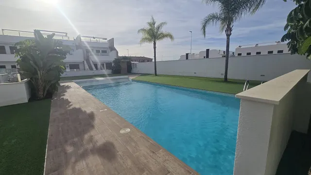 Ático 2 habitaciones 78m² en venta - Zona Pueblo — 28