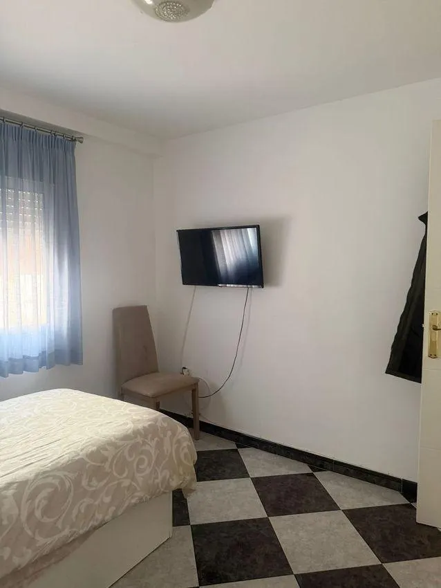 OPORTUNIDAD PISO DE 3 DORMITORIOS EN EL BARRIO DE LA LUZ — 9