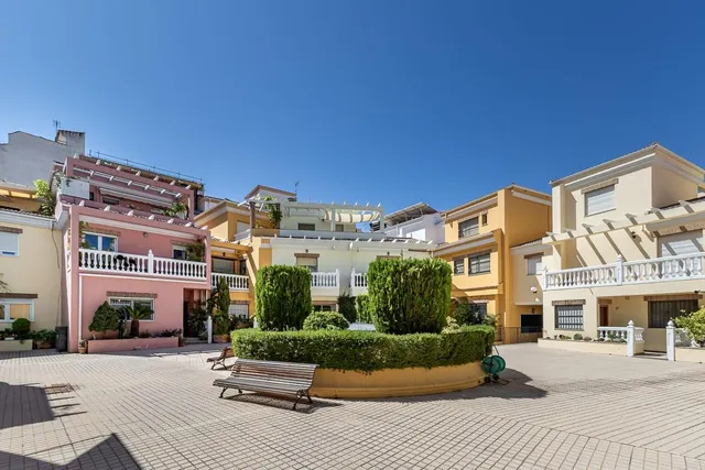Adosada en el centro de Granada — 37