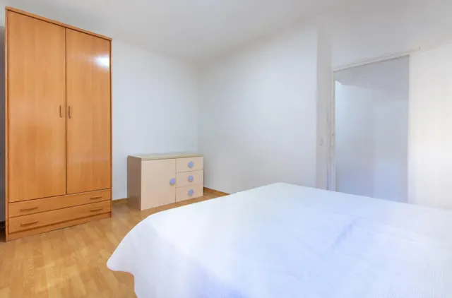 Piso exterior con terraza y mucha luz junto a marqués de vadillo — 12