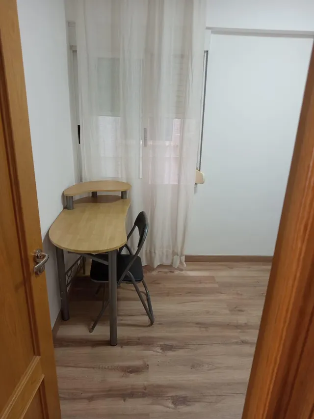 Amplio y Moderno piso para estudiantes/ entre avenida alcora y corte ingles — 6