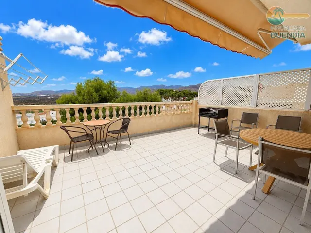 APARTAMENTO CON VISTAS AL MAR CON PISCINA COMUNITARIA EN ISL - foto 2