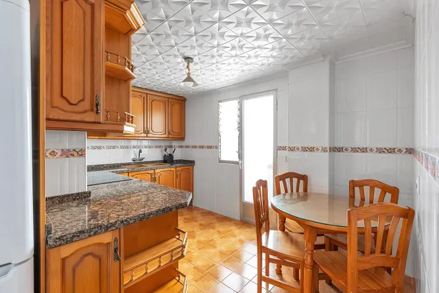 PISO DE ESQUINA CON VISTAS DESPEJADAS A LA LAGUNA ROSA DE TORREVIEJA - UNA OPORTUNIDAD ÚNICA — 15