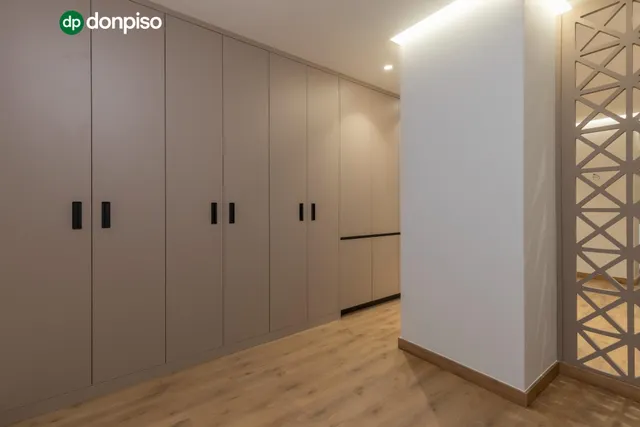 Moderno estudio tipo loft en urbanización villa pineda - zona villarejo — 11