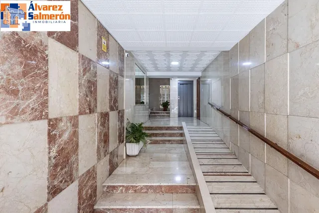 Piso amplio y luminoso en Ronda–Arabial — 26