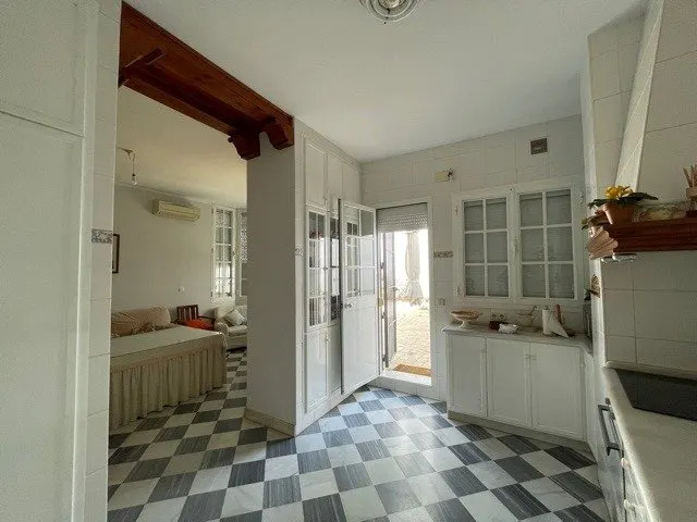 CASA EN EL CENTRO DE SANLUCAR — 21