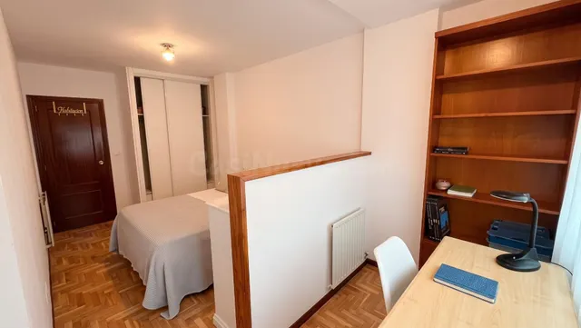 Piso 5 habitaciones 168m² en venta - Comillas — 3