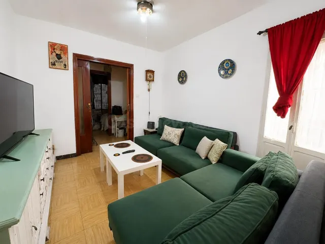Encantador apartamento en venta en el corazón de Alicante –  - foto 2