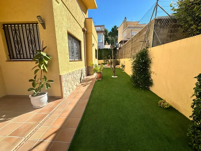 CASA EN OASIS - EL VENDRELL — 15