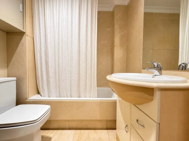 Exclusiva vivienda de 3 dormitorios con terraza en Majadahonda Centro — 23