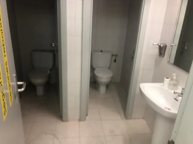 LOCAL COMERCIAL DE 180m2 AL CENTRE DE TORTOSA — 15