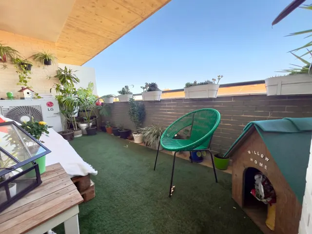 Oportunidad única con piscina y garaje — 7
