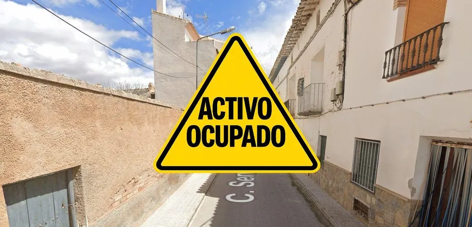 CASA EN HUESCAR