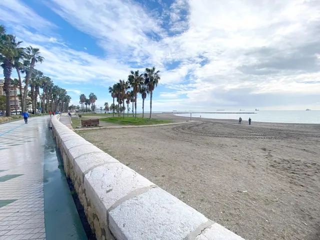ESTRENA VIVIENDA CON VISTAS AL MAR EN LA MALAGUETA — 13