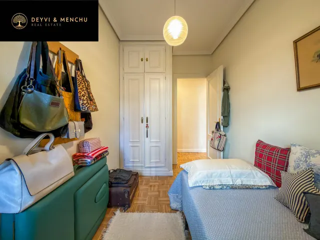 Piso exterior con terraza, 2 dormitorios y listo para entrar a vivir — 24