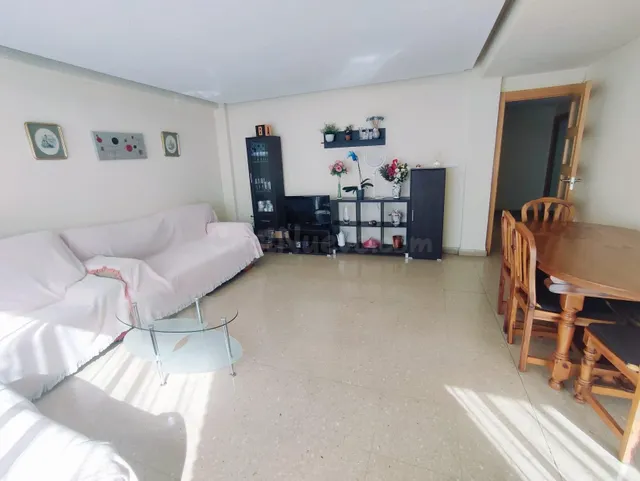 Exclusiva vivienda en el corazón de Castellón con amplios es - foto 3