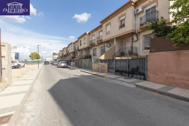Adosado en Cijuela con buen acceso — 3